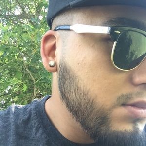 Meet your Posher, Johnny